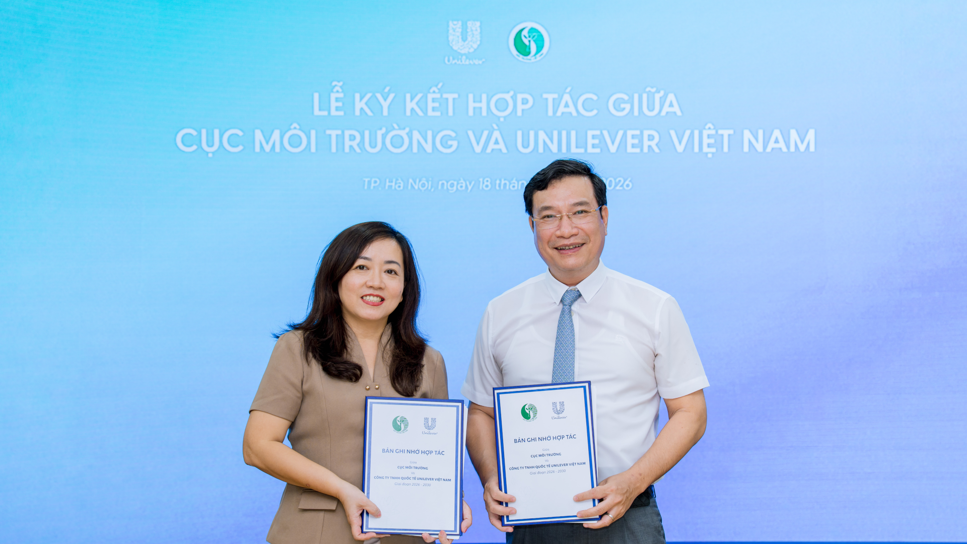 Biên bản ghi nhớ hợp tác giữa Cục Môi trường và Unilever Việt Nam trong giai đoạn 2026 - 2030 hướng tới tăng cường kết nối giữa chính sách, công nghệ, doanh nghiệp, nguồn vốn và cộng đồng đổi mới sáng tạo, nhằm đưa các giải pháp tuần hoàn nhựa từ cam kết vào triển khai thực tế