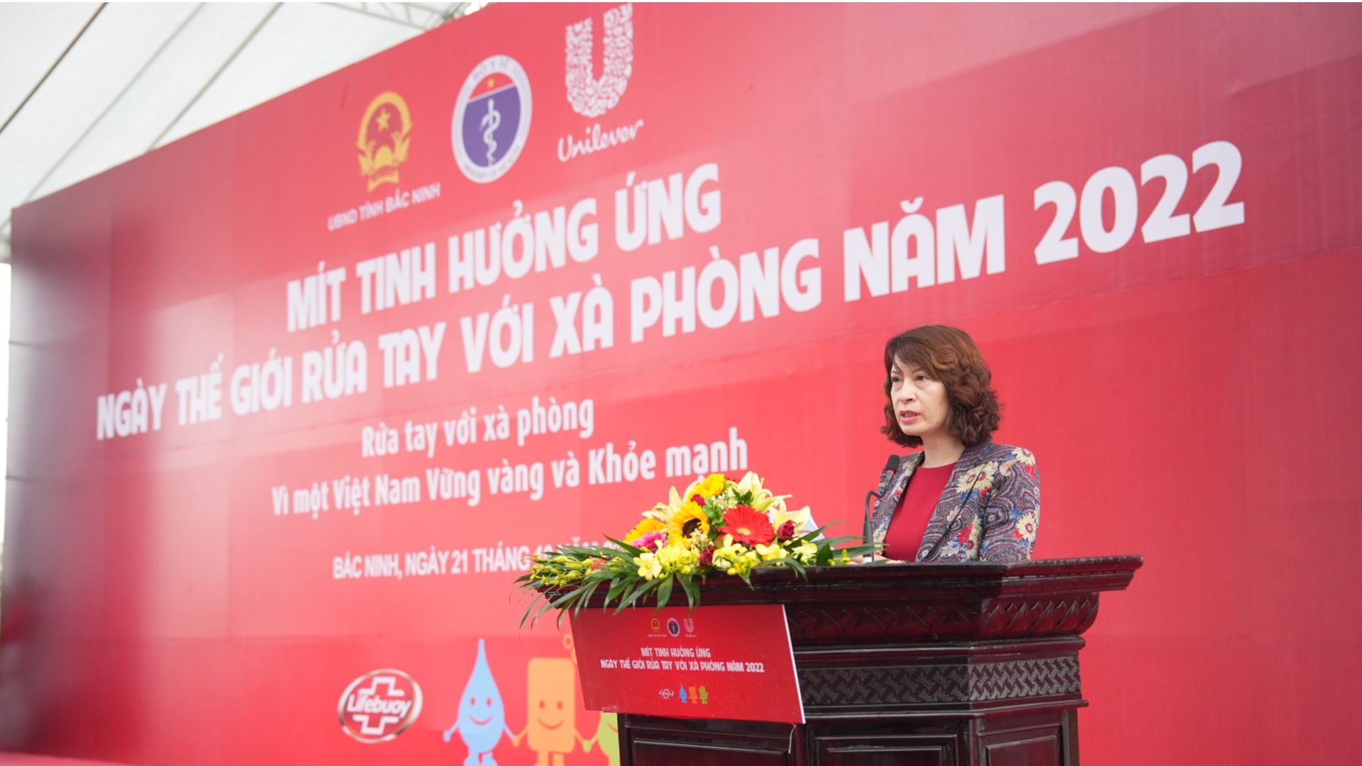 Bà Nguyễn Thị Liên Hương, Thứ trưởng Bộ Y tế phát biểu tại sự kiện Unilever Việt Nam