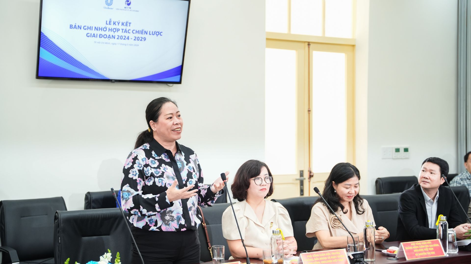 Bà Nguyễn Thị Bích Vân chia sẻ về định hướng của Unilever Việt Nam.