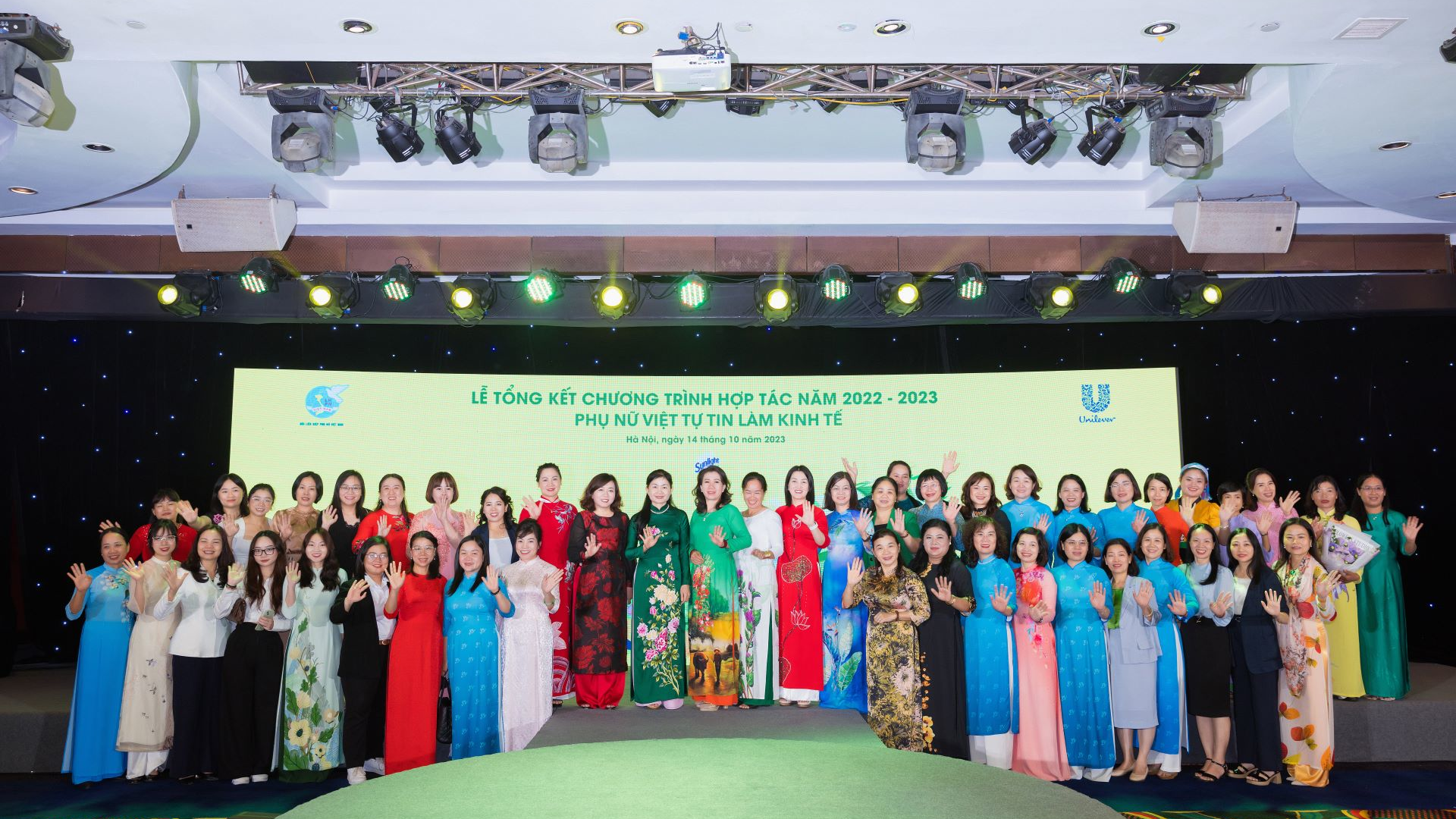 Unilever Vietnam cùng Hội LHPN và các đại biểu